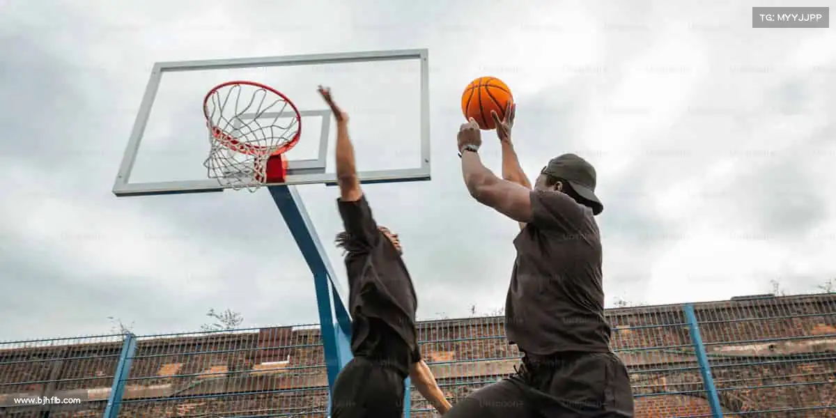 milan米兰🏋️‍♀️汗水不会说谎，坚持终将回响 —— 你的健康，由运动守护！